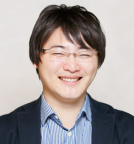 石井 遼介 氏